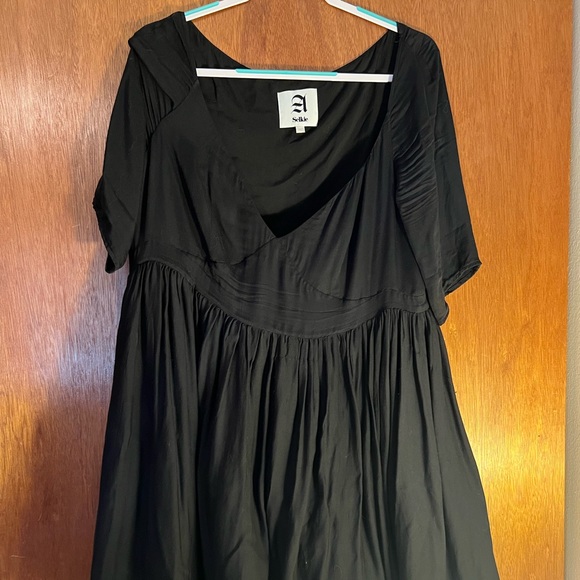 Maison Amory x Selkie Black Swan Lake Dress 3X - Picture 2 of 5